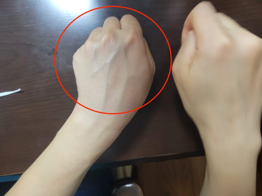 手で比較②